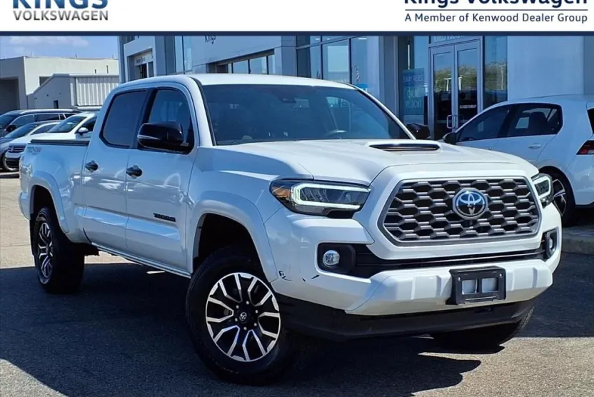 2023 Toyota Tacoma TRD Sport V6 photo 1