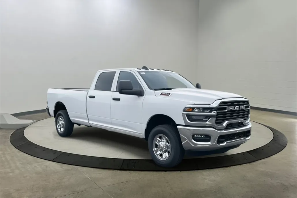 2025 Ram 3500 Tradesman photo 1