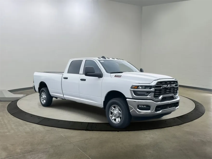2025 Ram 3500 Tradesman photo 1
