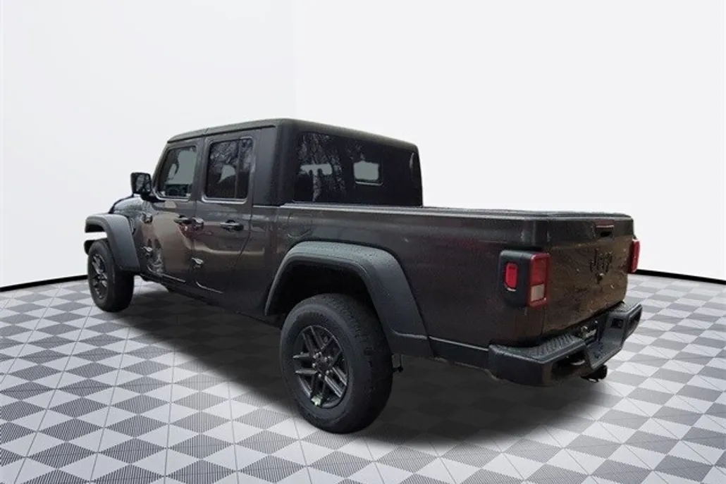 2025 Jeep Gladiator Sport S photo 1
