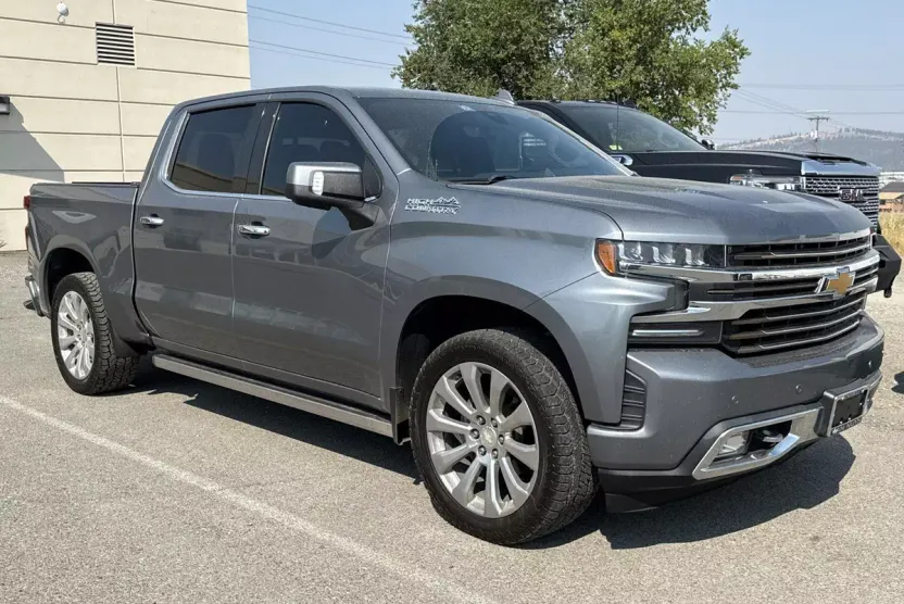 2019 Chevrolet Silverado 1500 High Country photo 1