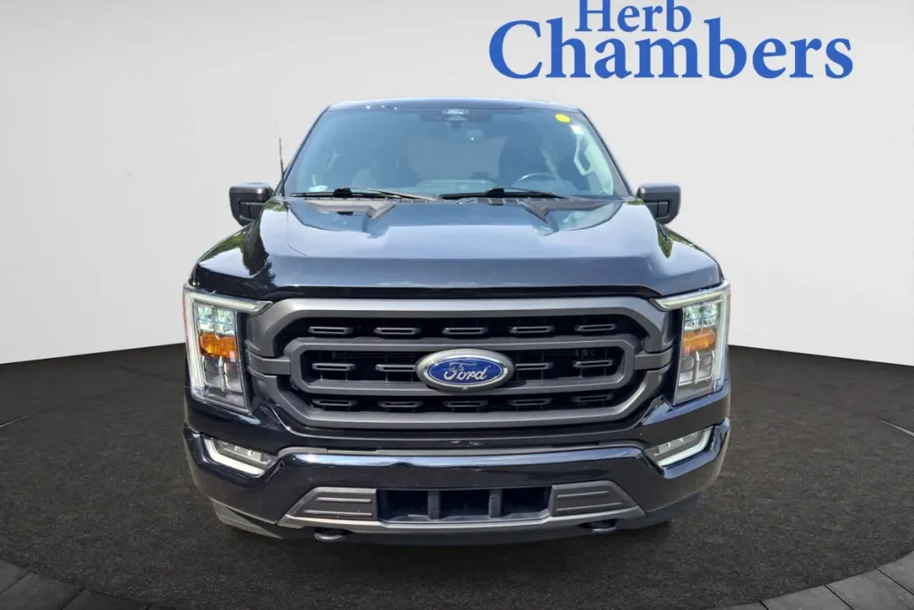2022 Ford F-150 XLT photo 1
