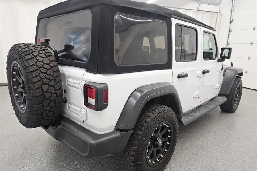 2019 Jeep Wrangler Unlimited Sport S photo 1