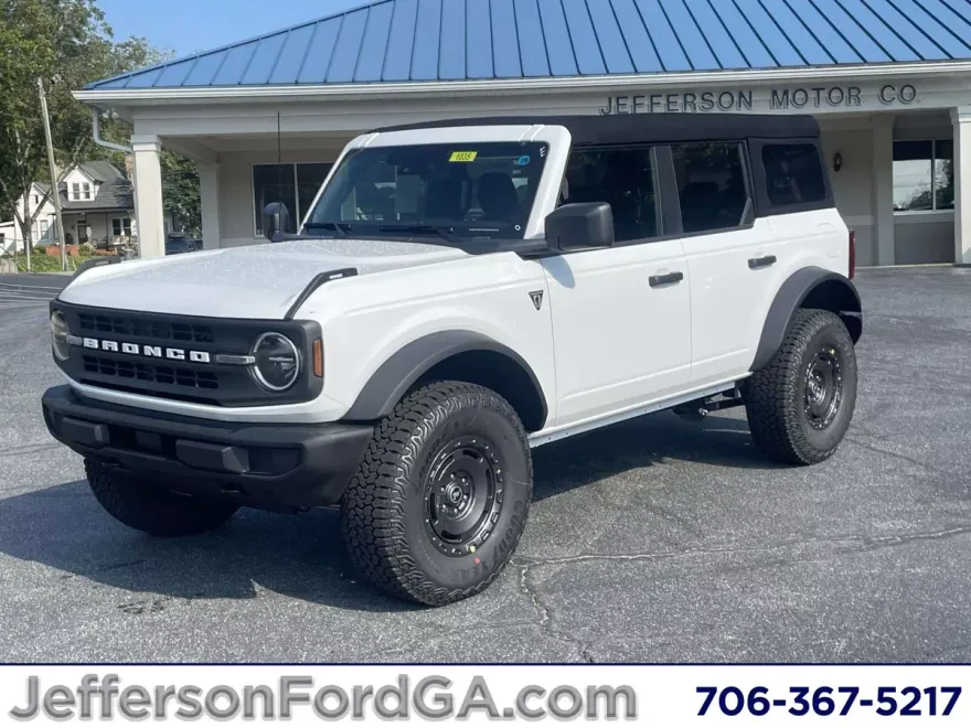 2025 Ford Bronco Base photo 1