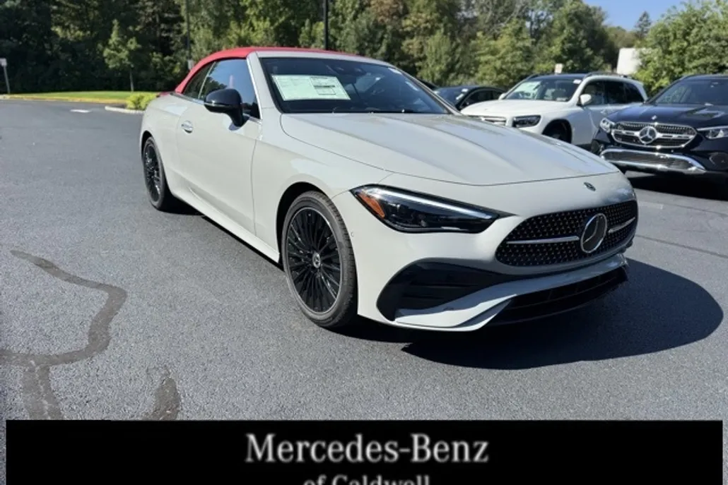 2026 Mercedes Benz CLE 450 4MATIC photo 1