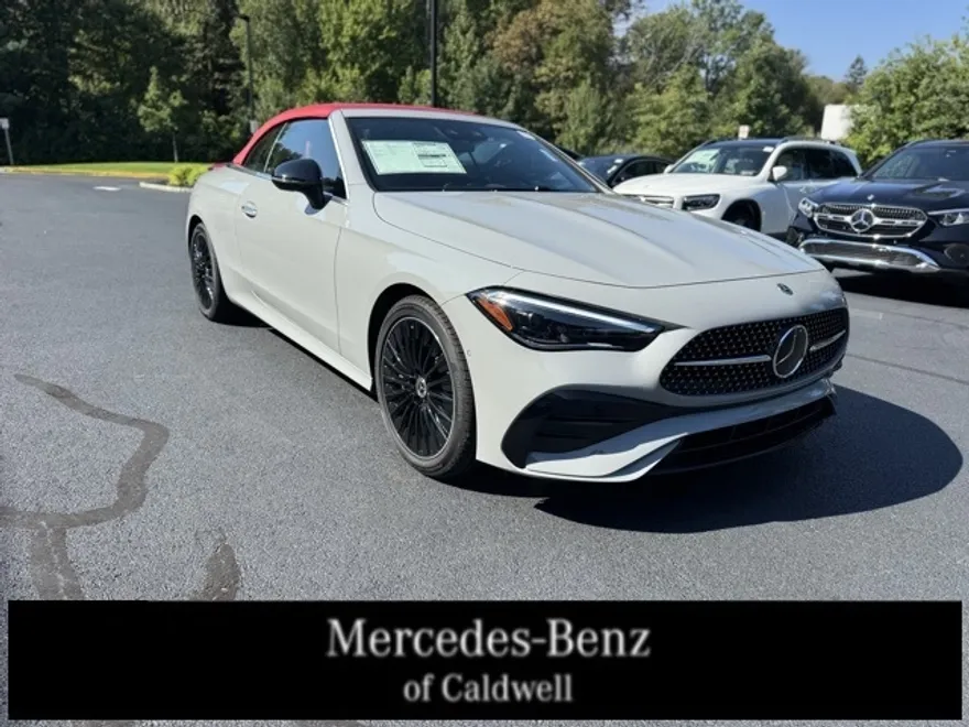 2026 Mercedes Benz CLE 450 4MATIC photo 1