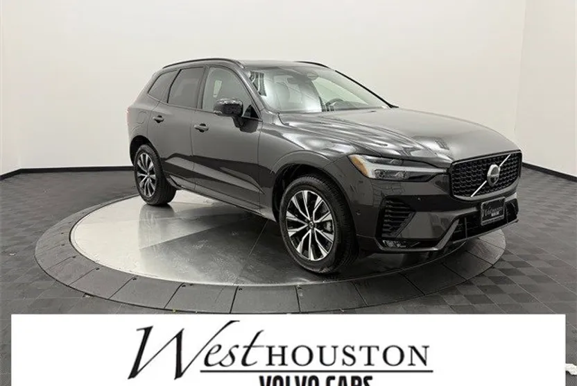 2025 Volvo XC60 B5 Plus photo 1