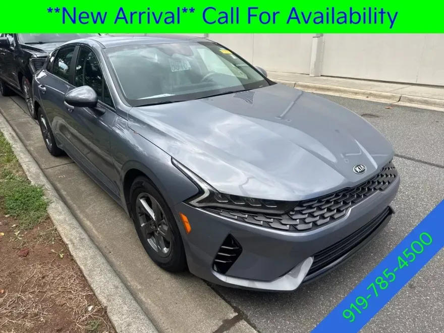 2021 Kia K5 LX photo 1