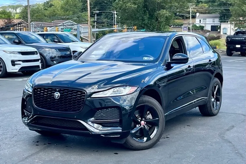 2021 Jaguar F-PACE P250 S photo 1