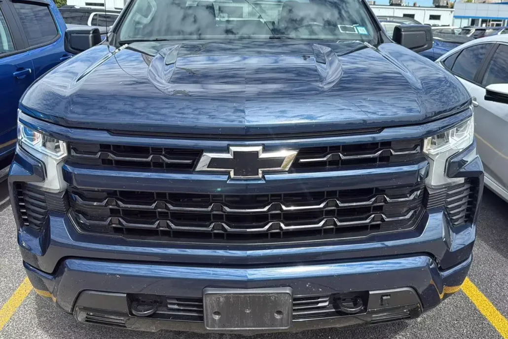 2022 Chevrolet Silverado 1500 RST photo 1