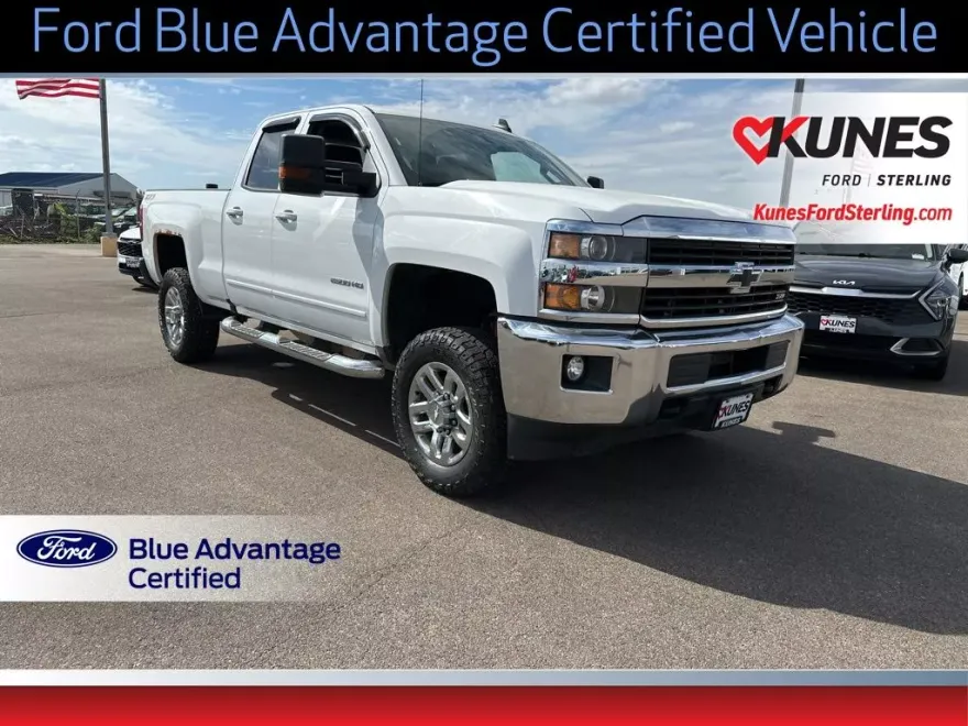 2016 Chevrolet Silverado 2500HD LT photo 1