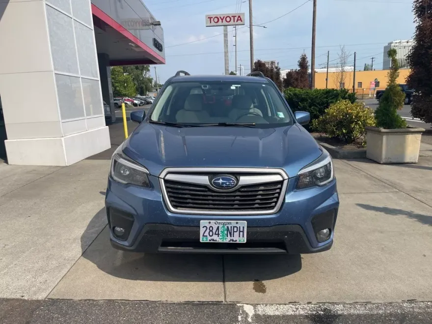 2021 Subaru Forester Premium photo 1