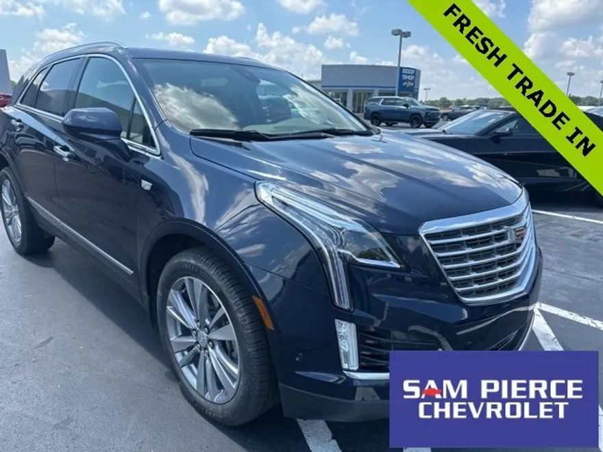 2017 Cadillac XT5 Platinum photo 1
