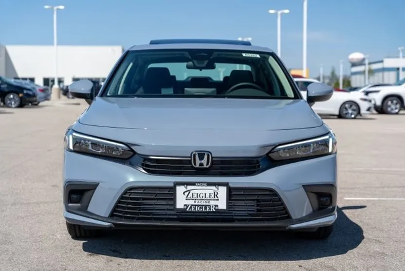 2022 Honda Civic EX photo 1
