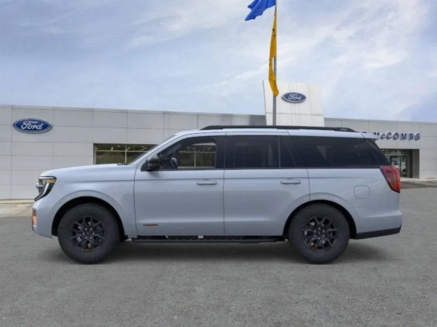 2025 Ford Expedition photo 1