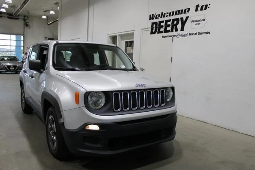 2015 Jeep Renegade Sport photo 1