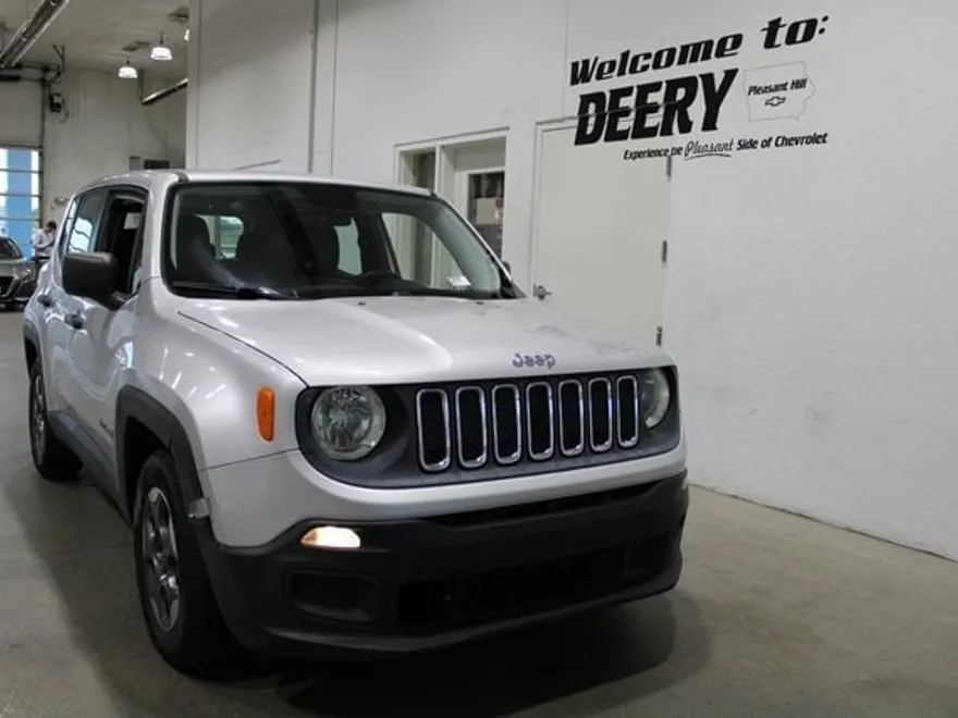2015 Jeep Renegade Sport photo 1