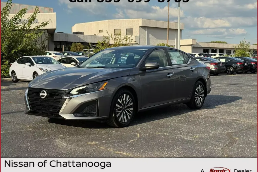 2025 Nissan Altima SV photo 1