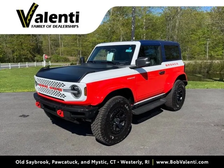 2025 Ford Bronco First Edition photo 1