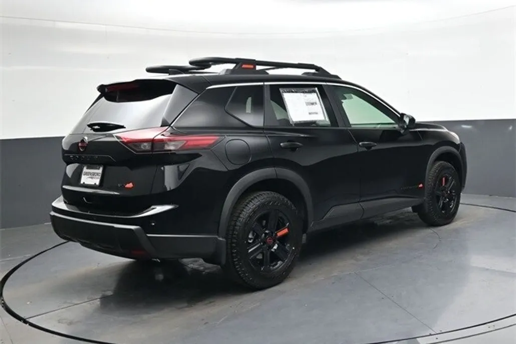 2026 Nissan Rogue SV photo 1