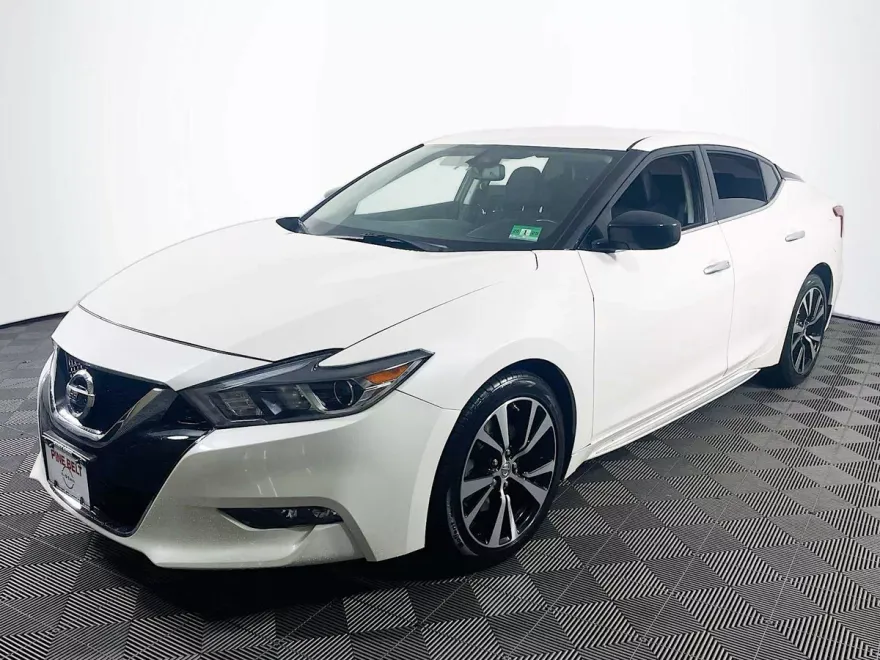 2018 Nissan Maxima S photo 1