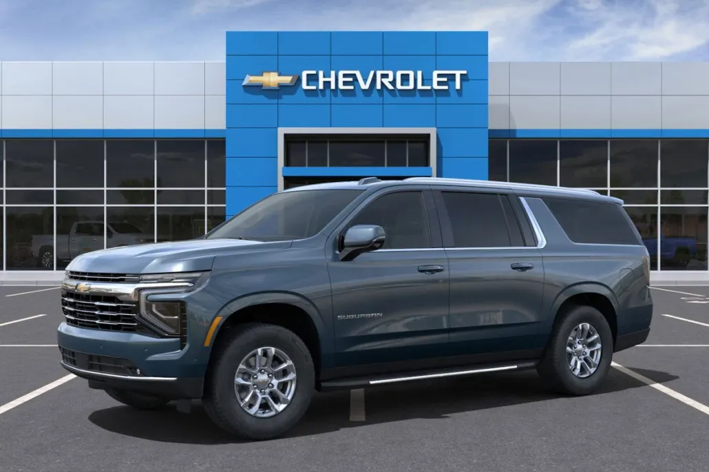 2025 Chevrolet Suburban LT photo 1