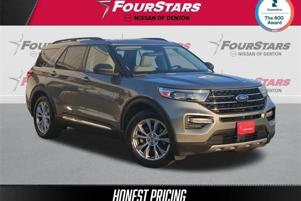 2020 Ford Explorer XLT photo 1