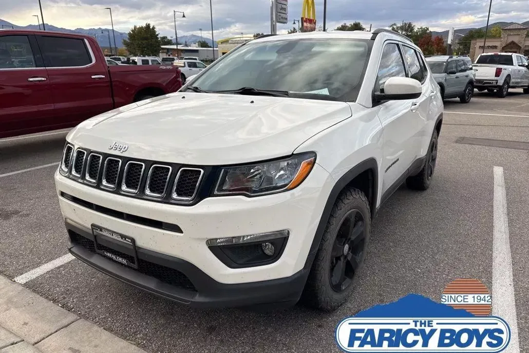 2018 Jeep Compass Latitude photo 1