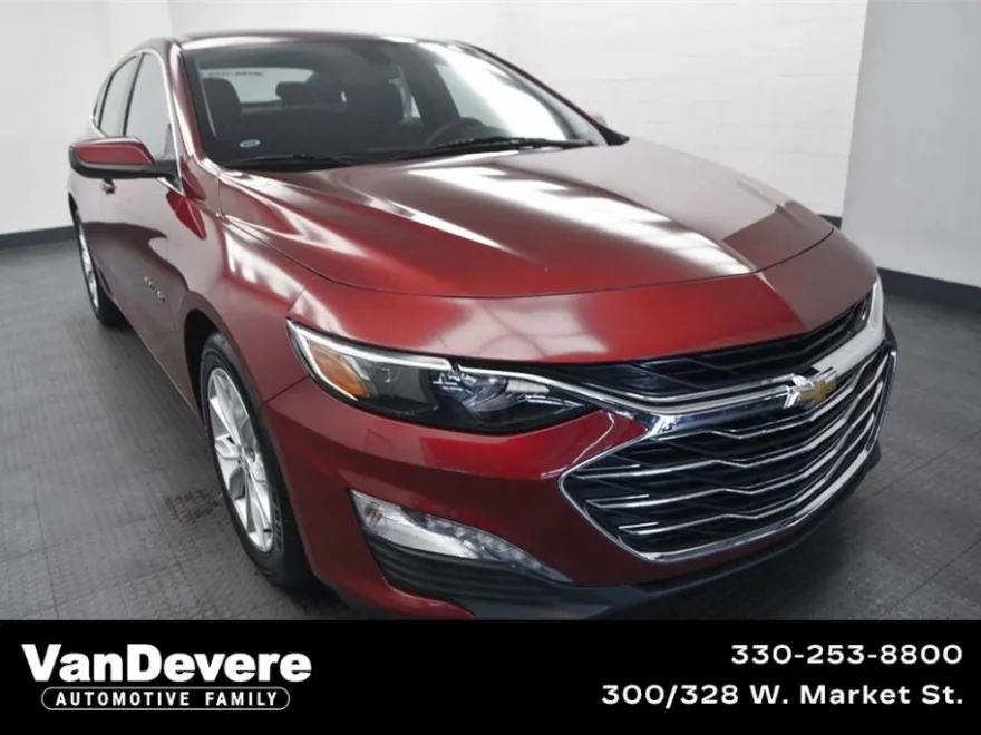 2019 Chevrolet Malibu 1LT photo 1