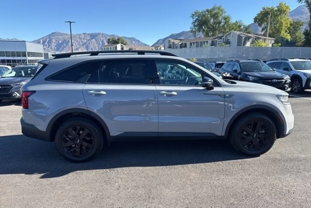 2023 Kia Sorento X-Line S photo 1