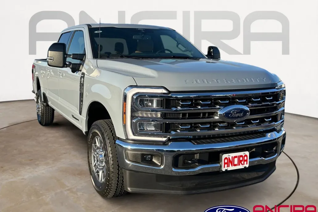 2026 Ford F-250 Lariat photo 1
