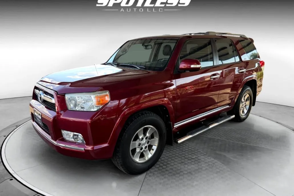 2012 Toyota 4Runner SR5 2WD photo 1