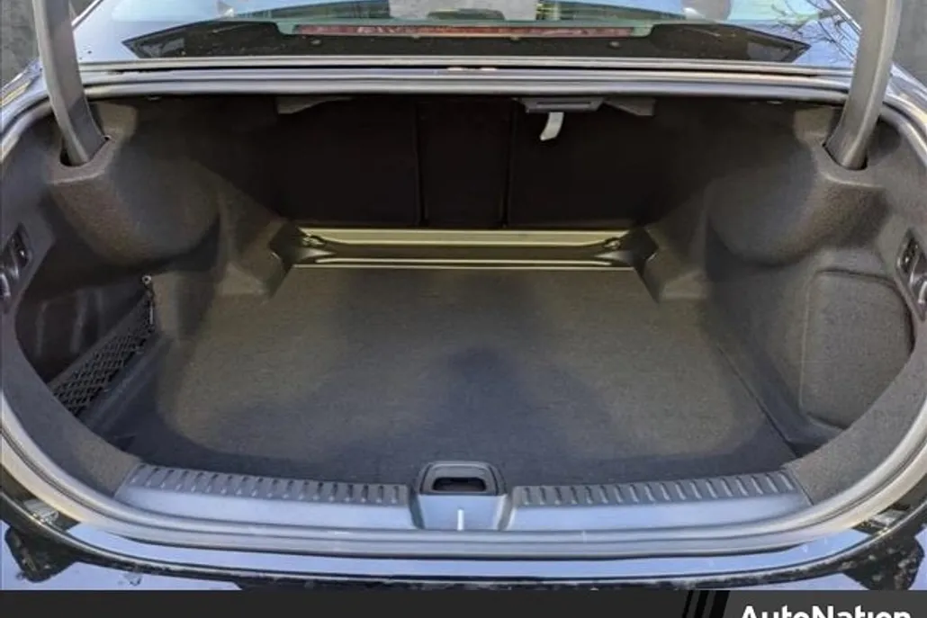 2024 Mercedes Benz E 350 4MATIC photo 1