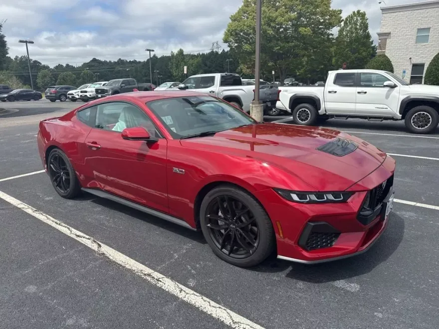 2024 Ford Mustang GT Premium photo 1