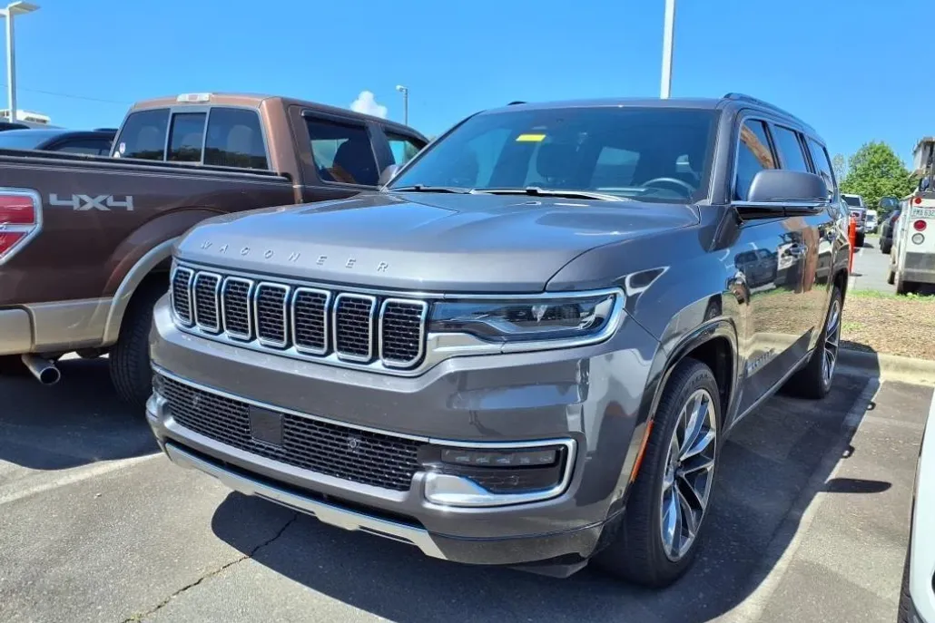 2022 Jeep Wagoneer Series III photo 1
