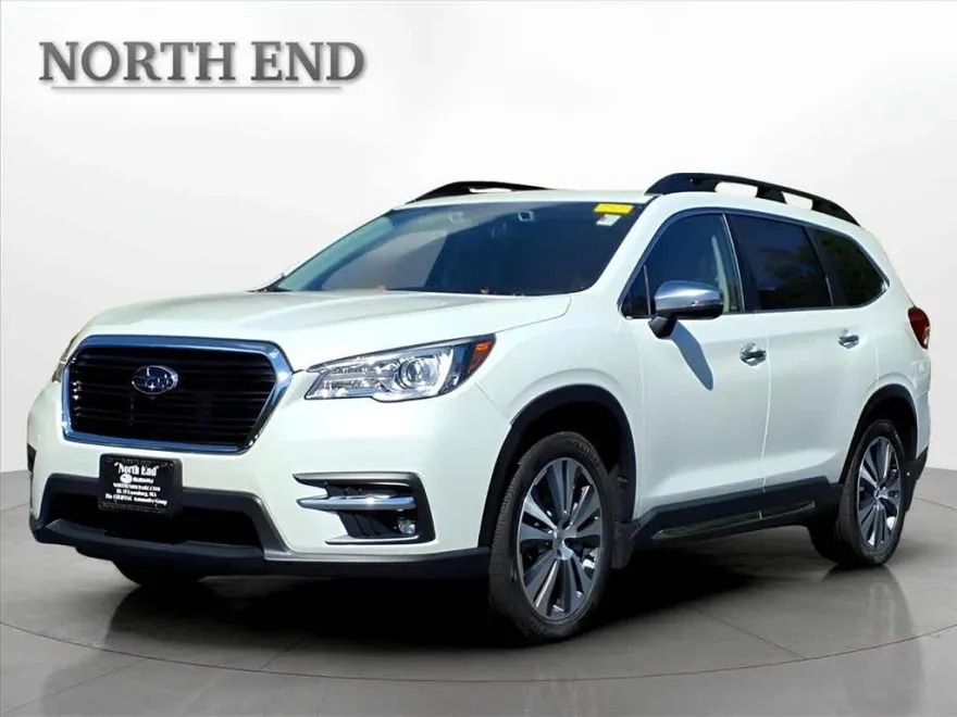 2022 Subaru Ascent Touring photo 1