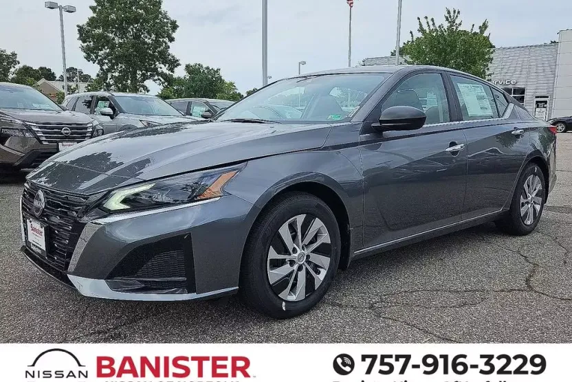 2025 Nissan Altima S photo 1