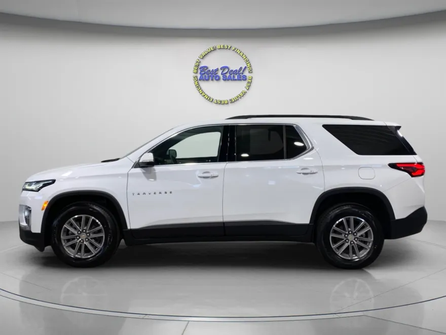 2022 Chevrolet Traverse Cloth photo 1