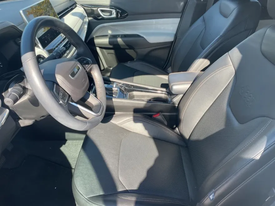 2022 Jeep Compass Limited photo 1