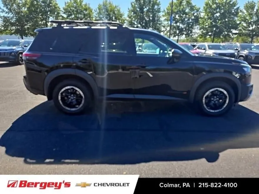 2023 Nissan Pathfinder Rock Creek photo 1