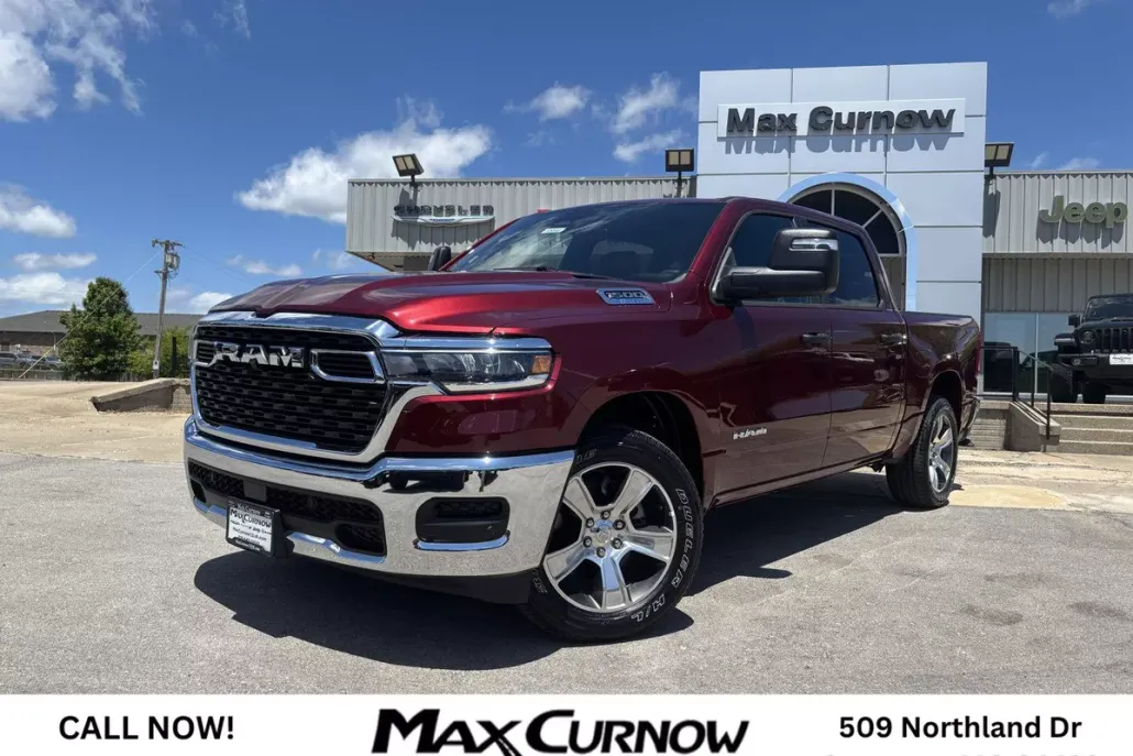2025 Ram 1500 Tradesman photo 1