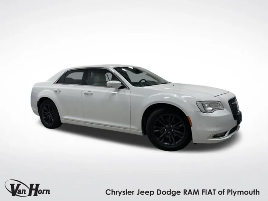 2021 Chrysler 300 LX photo 1