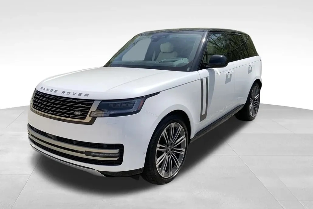 2025 Land Rover Range Rover SE photo 1