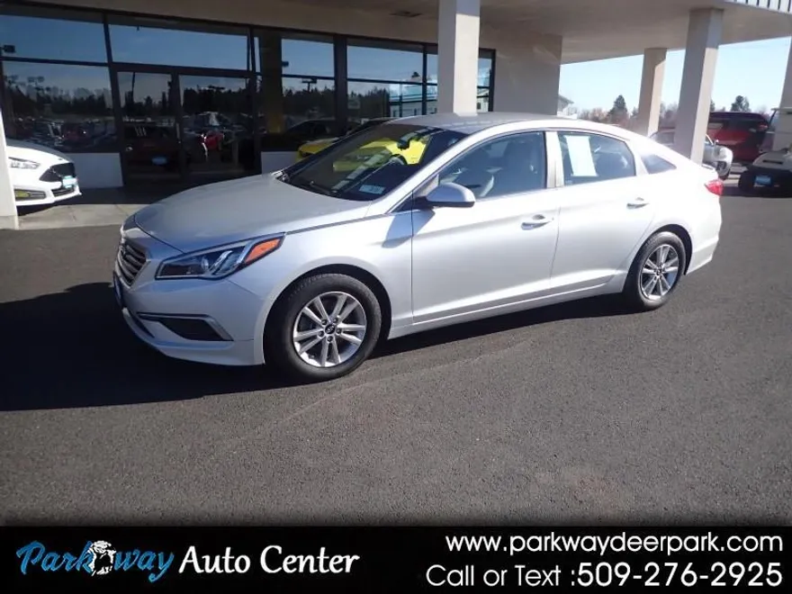 2016 Hyundai Sonata SE photo 1
