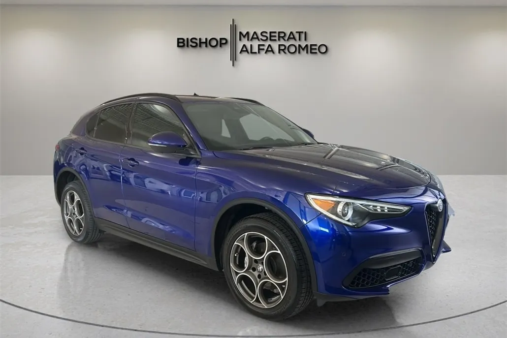 2022 Alfa Romeo Stelvio Sprint photo 1