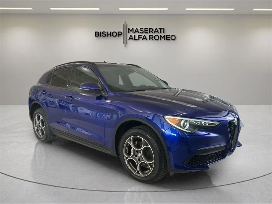 2022 Alfa Romeo Stelvio Sprint photo 1