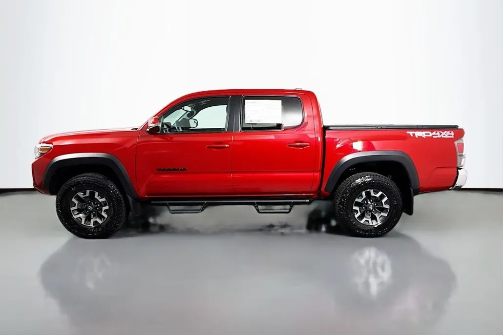 2023 Toyota Tacoma TRD 4x4 photo 1