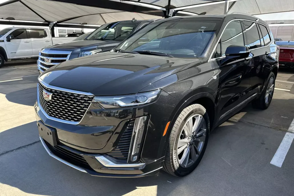 2024 Cadillac XT6 Premium Luxury Sport photo 1