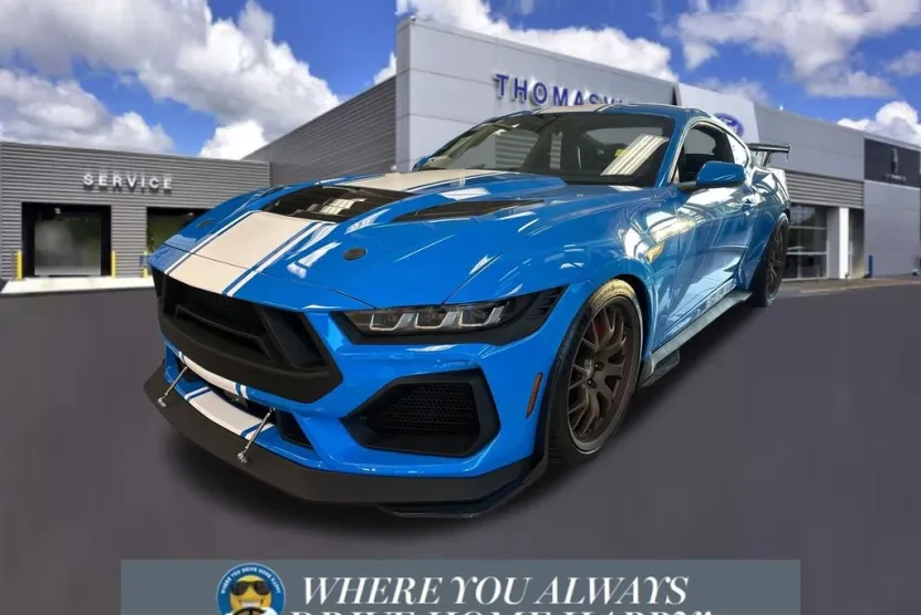 2025 Ford Mustang GT Premium photo 1