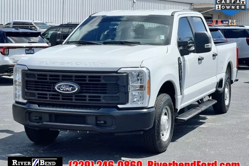 2023 Ford F-250 XL photo 1
